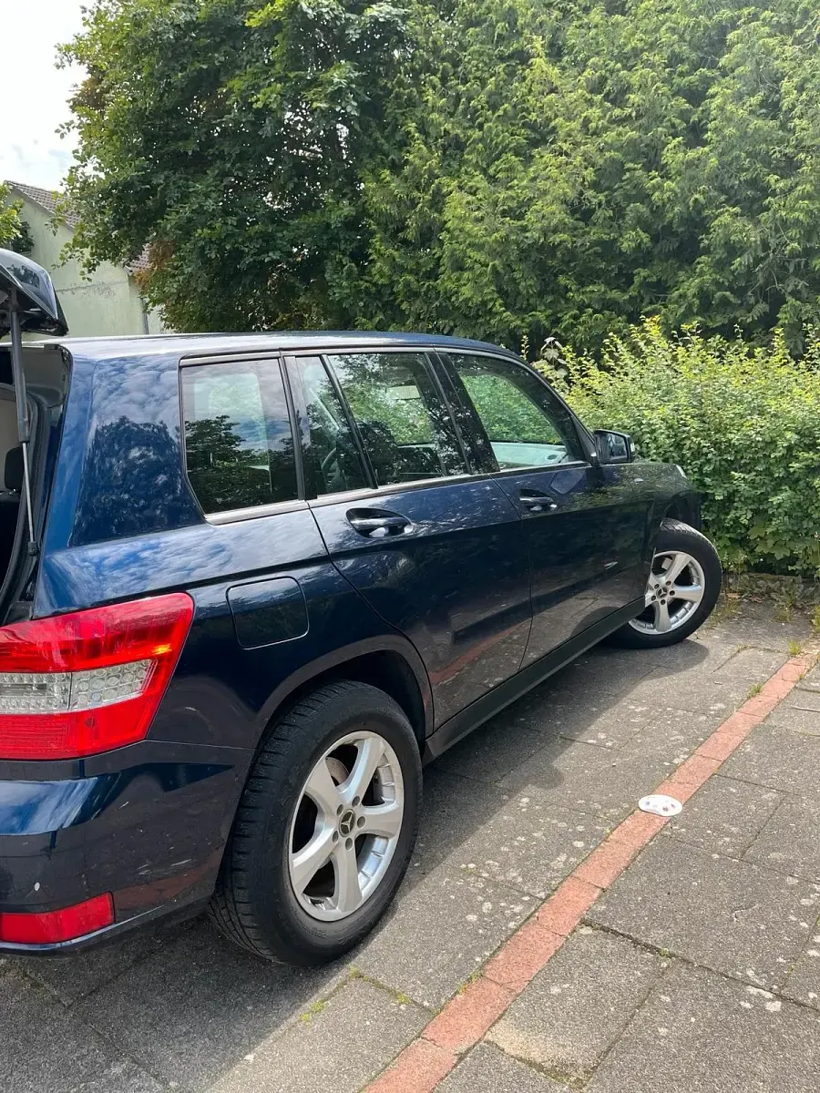 Gebraucht Mercedes GLK220 170 PS (125 kW) 2011 Blau SUV
