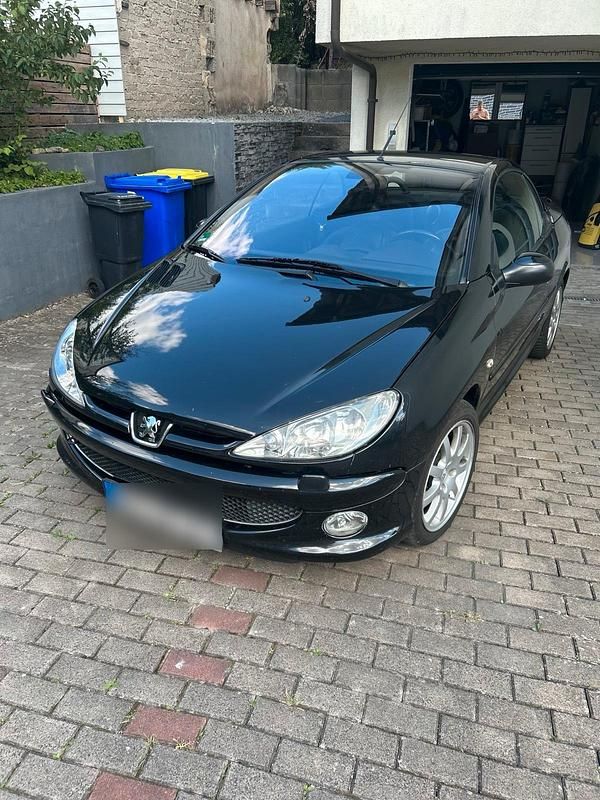 Schwarz Gebraucht 2006 Peugeot 206 CC Cabrio | 3.500 € (Teuer) - Bild 1/4
