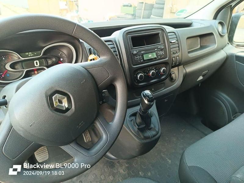 Gebraucht Renault Trafic 120 PS (88 kW) 2020 Weiß Van / Kleinbus