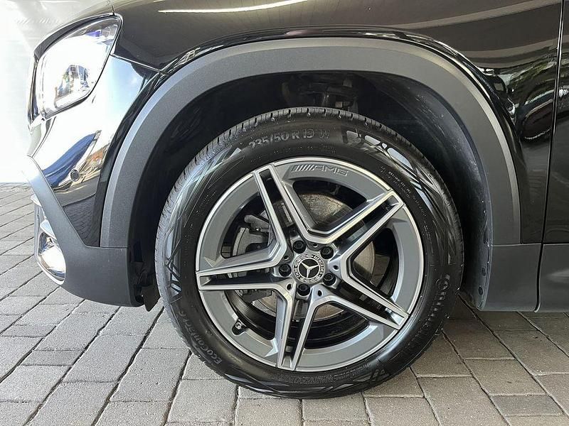 Gebraucht Mercedes GLB220 Business 190 PS (139 kW) 2023 Schwarz SUV