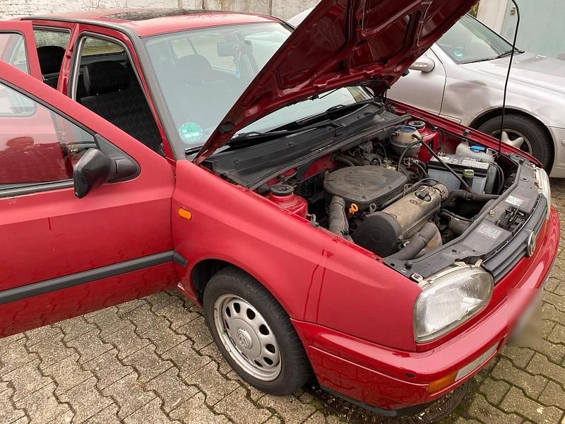 Gebraucht VW Golf III 60 PS (44 kW) 1996 Rot Kleinwagen