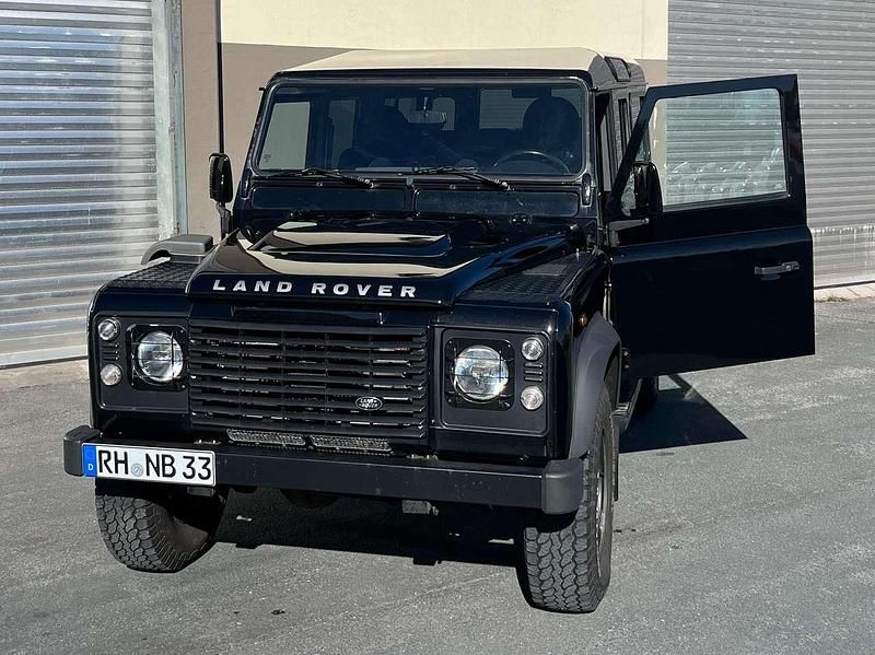 Gebraucht Land Rover Defender 122 PS (89 kW) 2011 Schwarz SUV