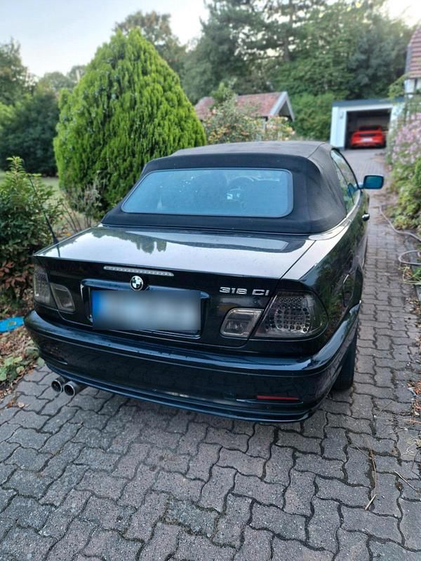 Gebraucht BMW 318 Cabriolet 143 PS (105 kW) 2003 Schwarz Cabrio