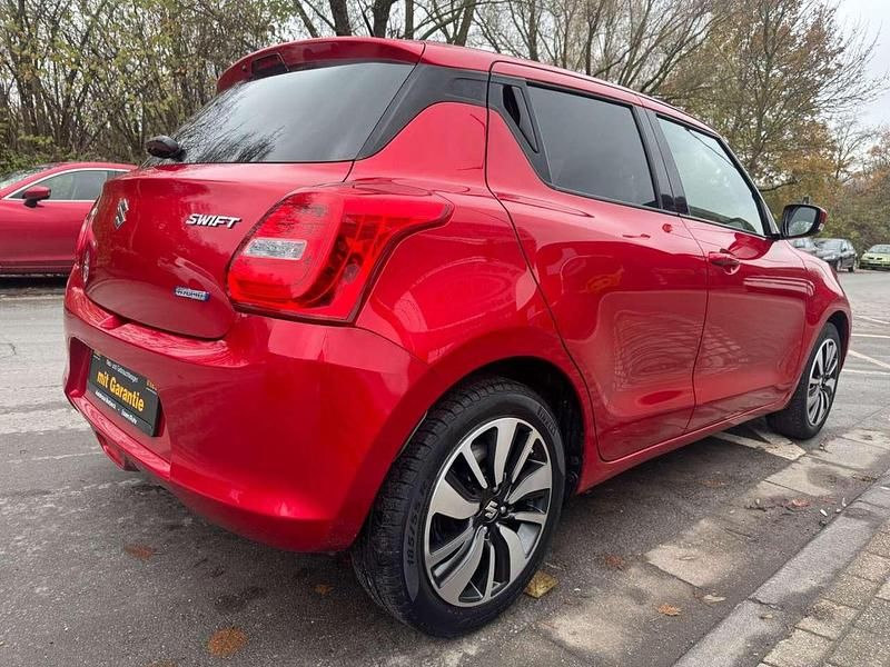 Gebraucht Suzuki Swift 111 PS (81 kW) 2019 Rot Kleinwagen