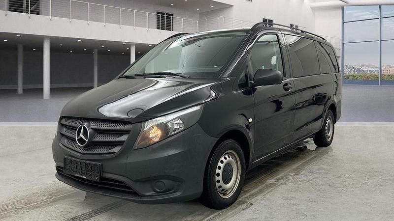 Gebraucht Mercedes Vito 163 PS (119 kW) 2017 Schwarz Van