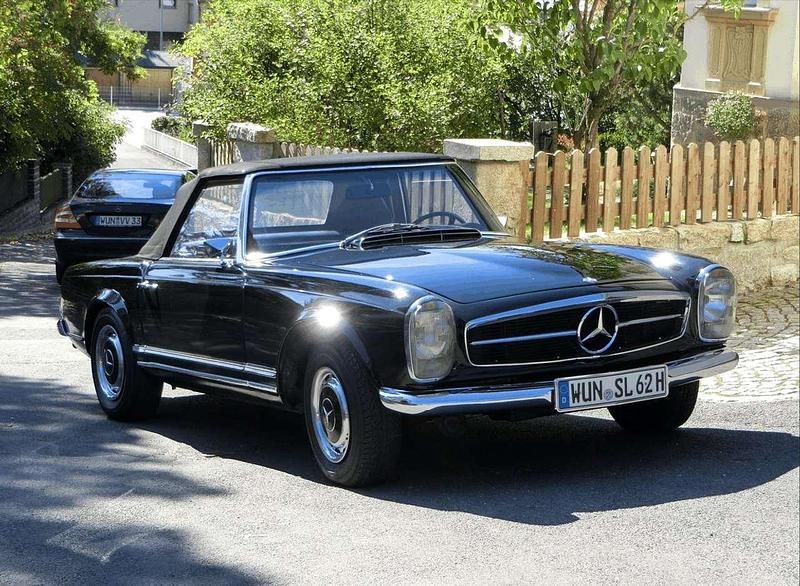 Schwarz Gebraucht 1969 Mercedes SL280 Cabrio | 95.000 € - Bild 1/4