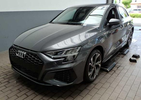 Grau Gebraucht 2021 Audi A3 Sportback e-tron S-Line Limousine | 23.980 € (Guter Preis) - Bild 1/1