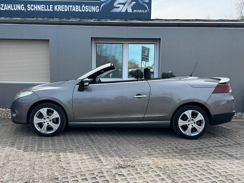 Gebraucht Renault Mégane Cabriolet Dynamique 131 PS (96 kW) 2012 Grau Cabrio