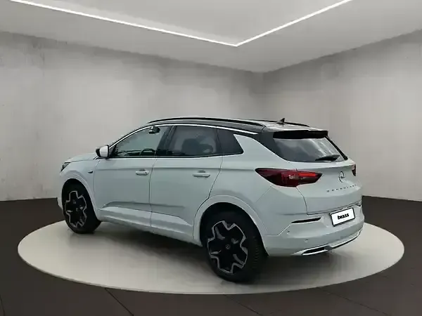 Gebraucht Opel Grandland X 131 PS (96 kW) 2023 Lack weiss banquise / deckende lackierung SUV