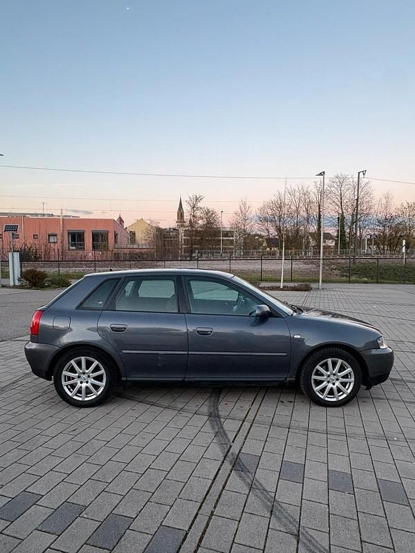 Gebraucht Audi A3 131 PS (96 kW) 2000 Grau Kleinwagen