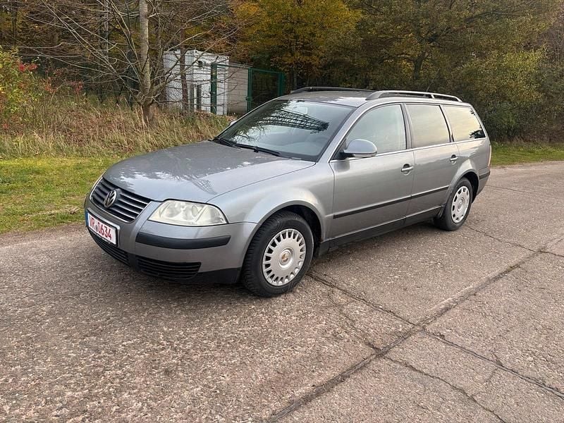 Andere farben Gebraucht 2001 VW Passat Kombi | 750 € (Superpreis) - Bild 1/4