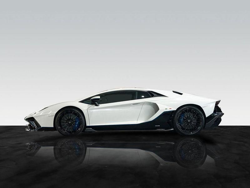 Gebraucht Lamborghini Aventador 780 PS (573 kW) 2022 Weiß
