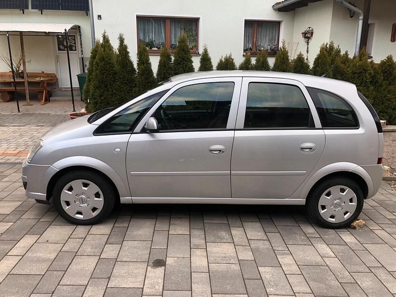 Używany Opel Meriva 105 KM (77 kW) 2008 Srebrny Minivan