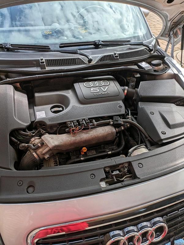 Gebraucht Audi TT 180 PS (132 kW) 2003 Silber Coupé