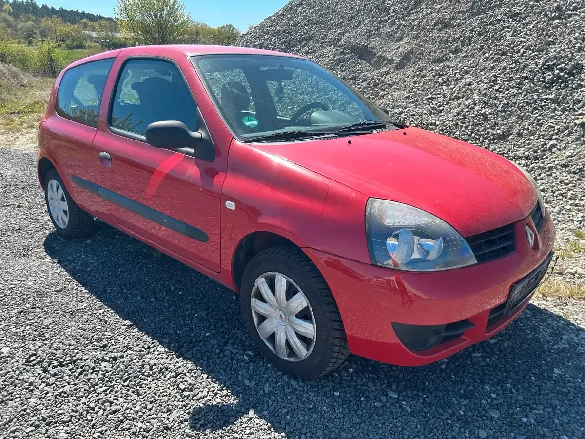Brugt Renault Clio II 58 HK (42 kW) 2009 Rød Hatchback
