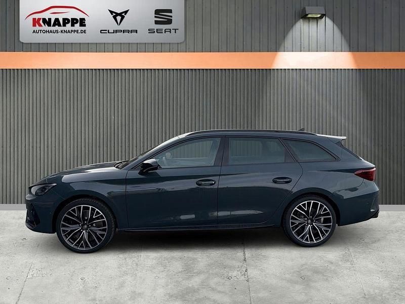 Neu Cupra Leon VZ 333 PS (244 kW) 2025 Blau Limousine