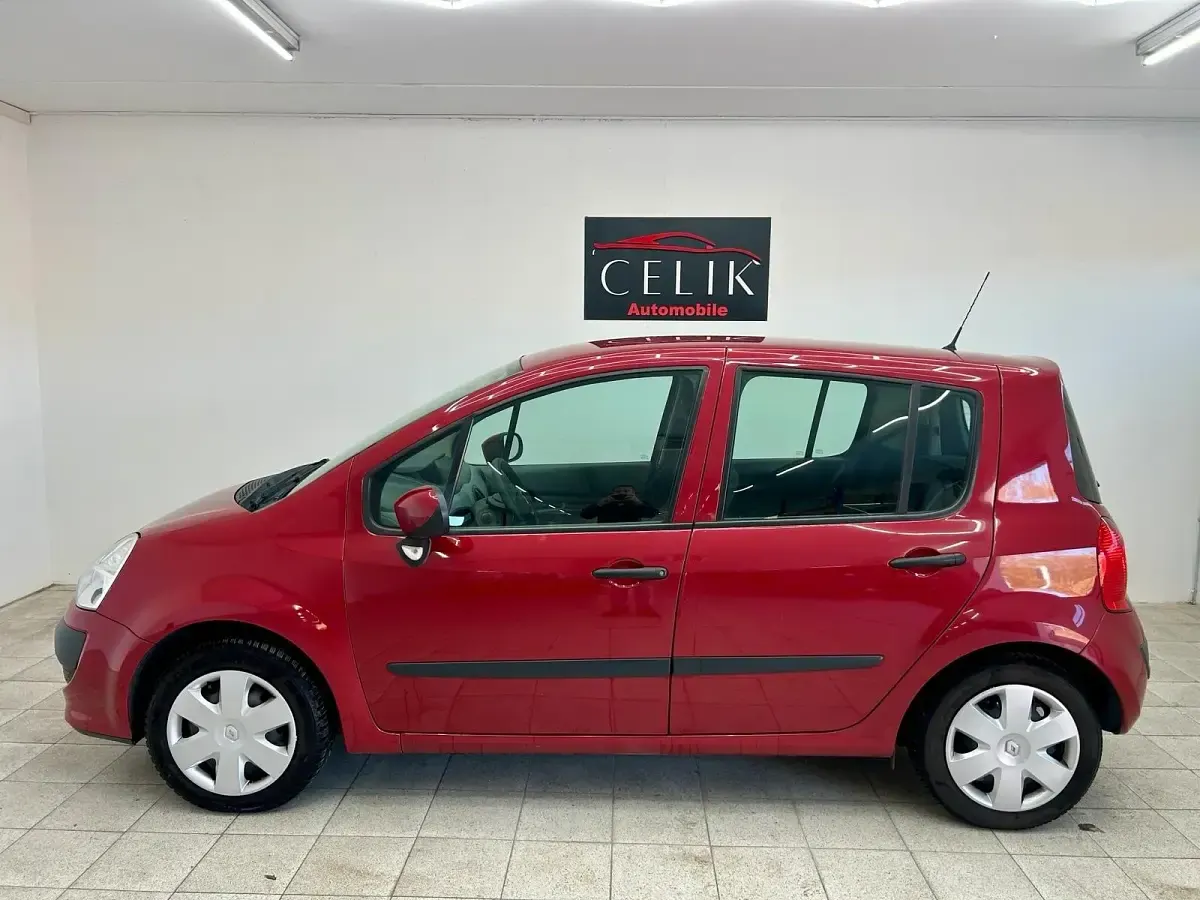 Gebraucht Renault Modus 75 PS (55 kW) 2010 Rot Van / Kleinbus