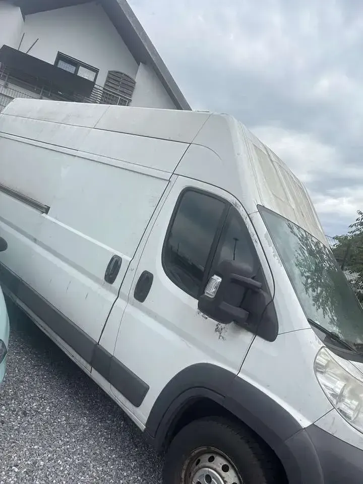 Gebraucht Peugeot Boxer 163 PS (119 kW) 2011 Van