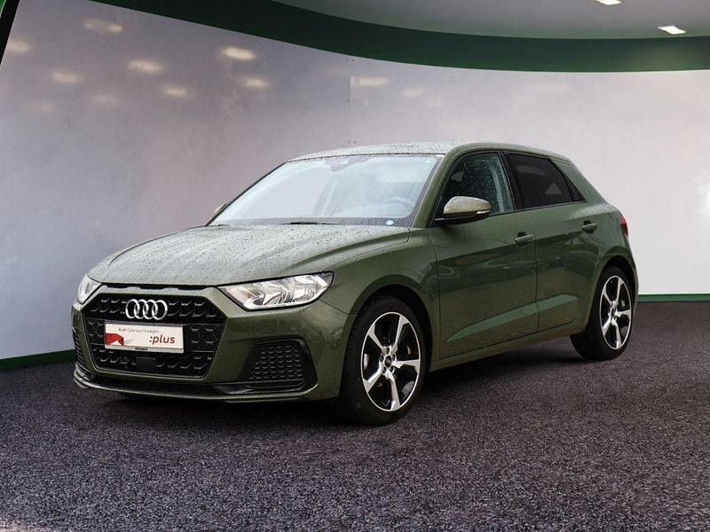 Gebraucht Audi A1 Sportback Advanced Plus 95 PS (69 kW) 2025 Grün / distriktgruen Kleinwagen