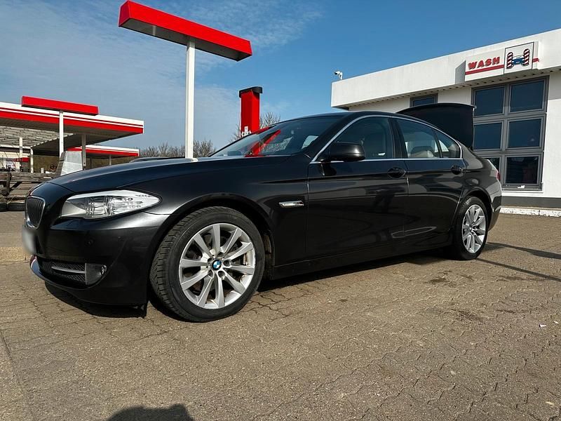 Second-hand BMW 528 258 CP (189 kW) 2010 Gri Berlinǎ
