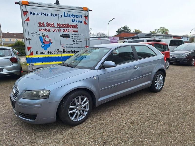 Gebraucht Audi A3 Attraction 116 PS (85 kW) 2007 Silber Kleinwagen