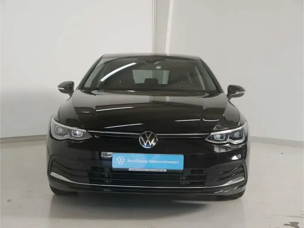 Gebraucht VW Golf VIII Active 150 PS (110 kW) 2023 Schwarz Limousine