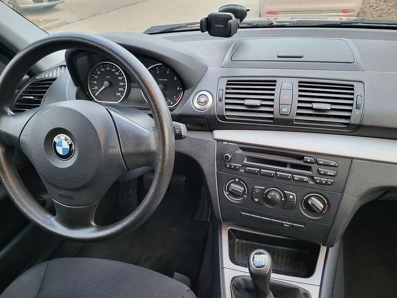 Brugt BMW 116 122 HK (89 kW) 2010 Sort Hatchback