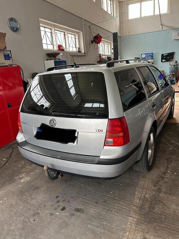 Gebraucht VW Golf IV 115 PS (84 kW) 2001 Silber Kombi