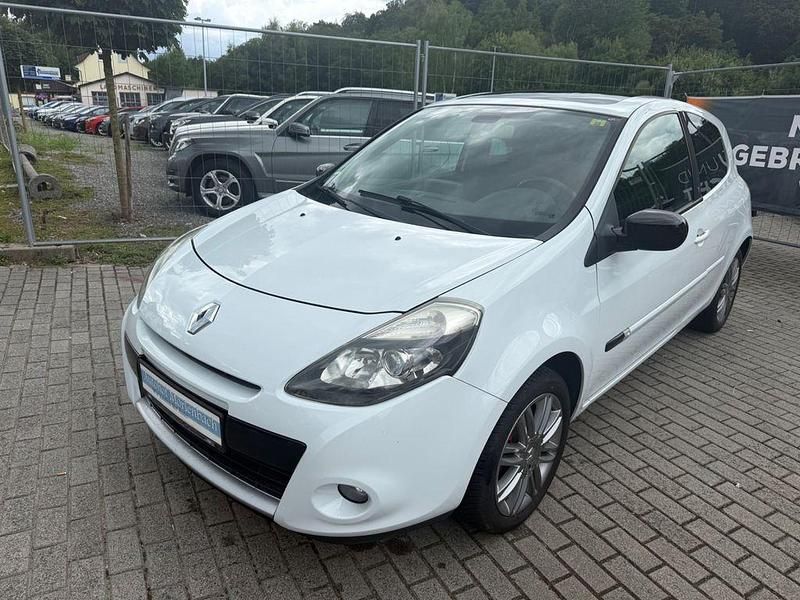 Weiß Gebraucht 2011 Renault Clio III Night&Day Kleinwagen | 2.999 € (Fairer Preis) - Bild 1/4