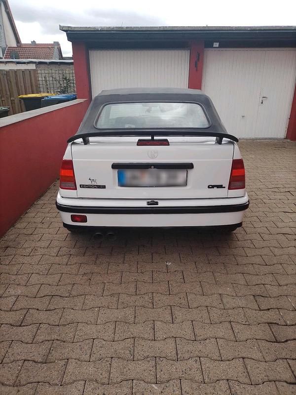 Gebraucht Opel Kadett 75 PS (55 kW) 1993 Weiß Cabrio