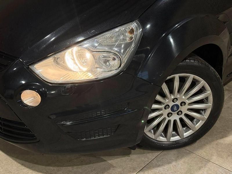 Gebraucht Ford S-MAX S 140 PS (102 kW) 2010 Schwarz Van / Kleinbus