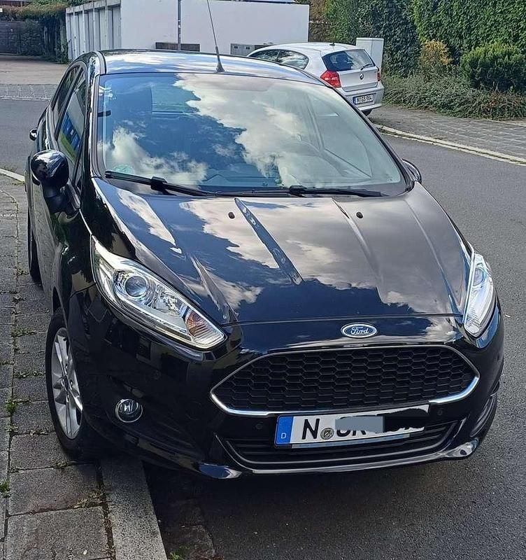 Schwarz Gebraucht 2017 Ford Fiesta S Kleinwagen | 7.900 € (Superpreis) - Bild 1/4