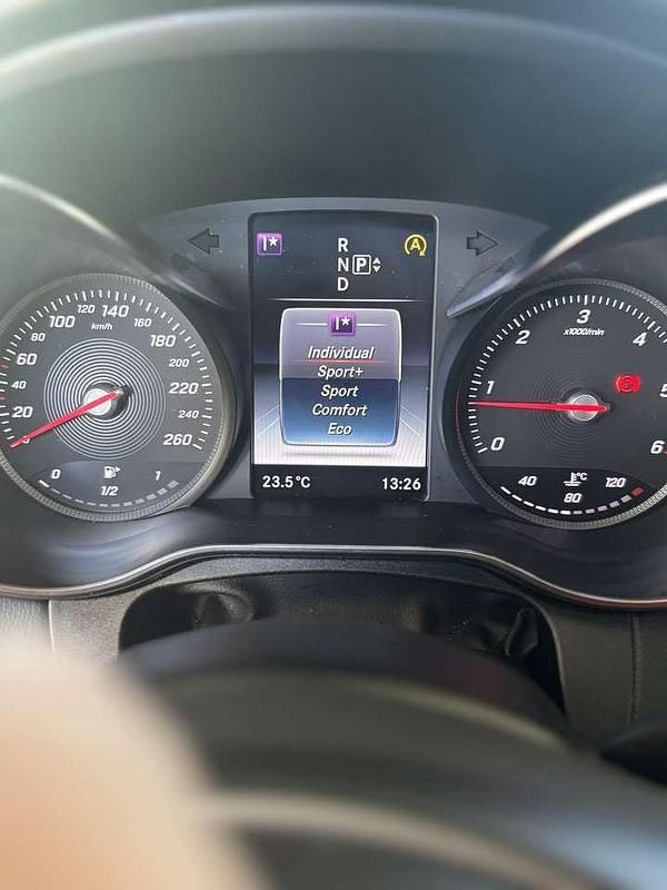 Gebraucht Mercedes C220 Avantgarde 170 PS (125 kW) 2014 Schwarz Limousine