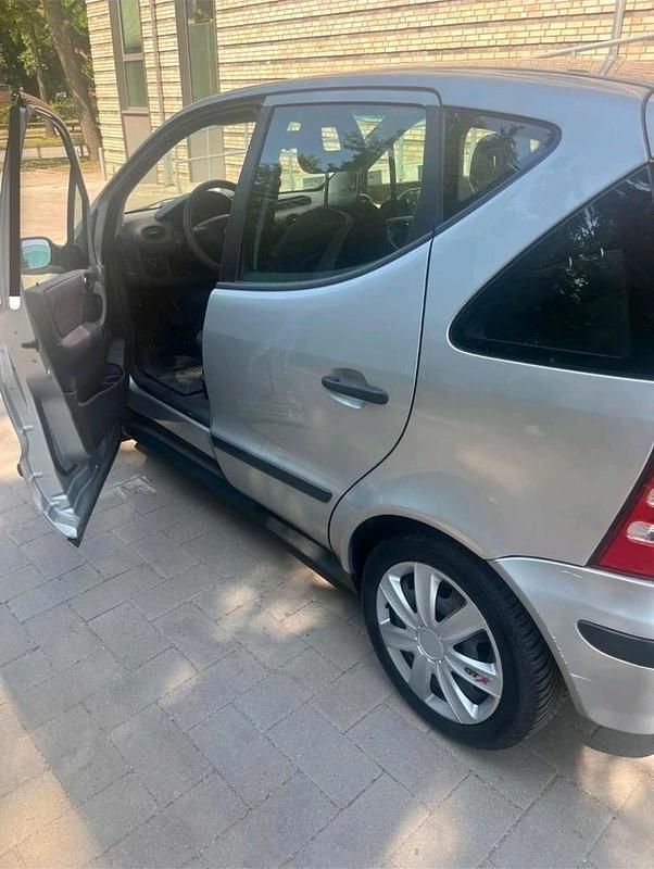 Gebraucht Mercedes A160 101 PS (74 kW) 2003 Silber Kleinwagen