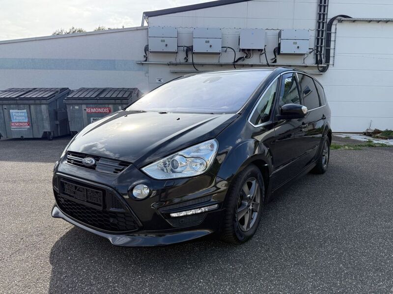 Schwarz Gebraucht 2014 Ford S-MAX Titanium S Van / Kleinbus | 10.990 € (Etwas zu teuer) - Bild 1/4