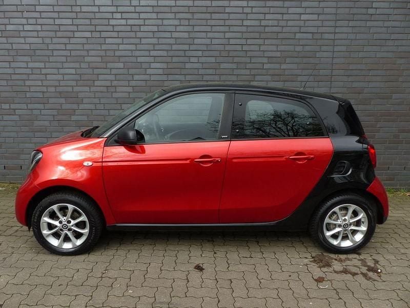 Gebraucht Smart ForFour Passion 71 PS (52 kW) 2019 Cadmium red Kleinwagen