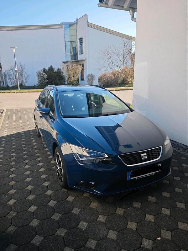 Second-hand Seat Leon Style 150 CP (110 kW) 2016 Albastru Break
