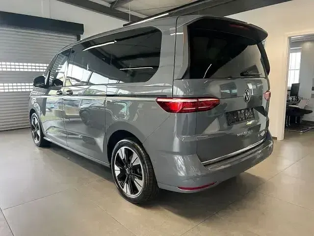 Gebraucht VW Multivan Style 150 PS (110 kW) 2025 Andere Van / Kleinbus