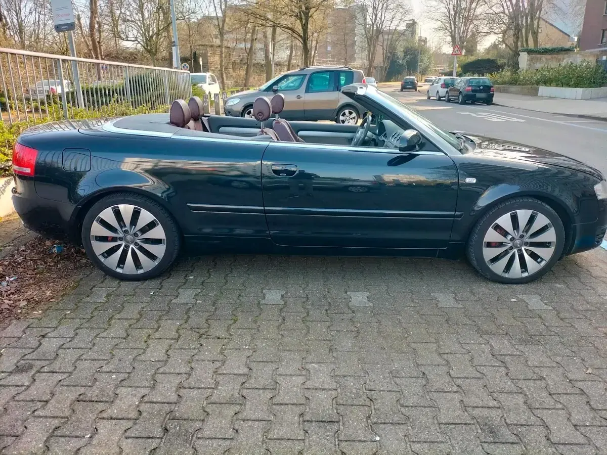 Gebraucht Audi A4 Cabriolet 163 PS (119 kW) 2007 Schwarz Cabrio