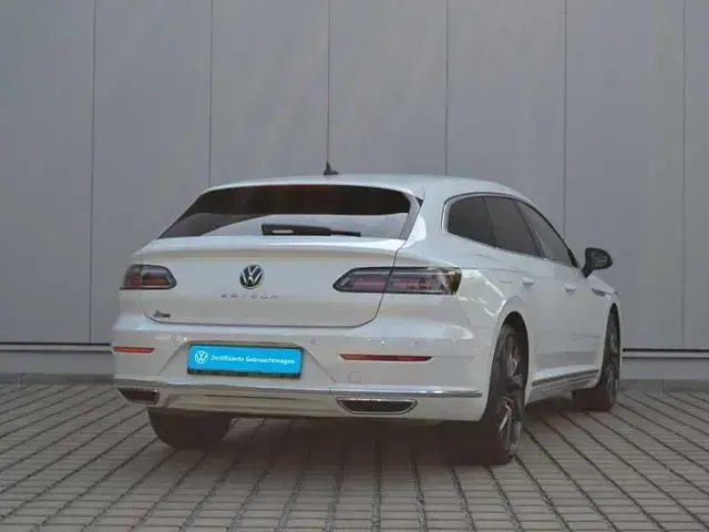 Gebraucht VW Arteon Elegance 190 PS (139 kW) 2021 Weiß (oryxweiß perlmutteffekt) Limousine