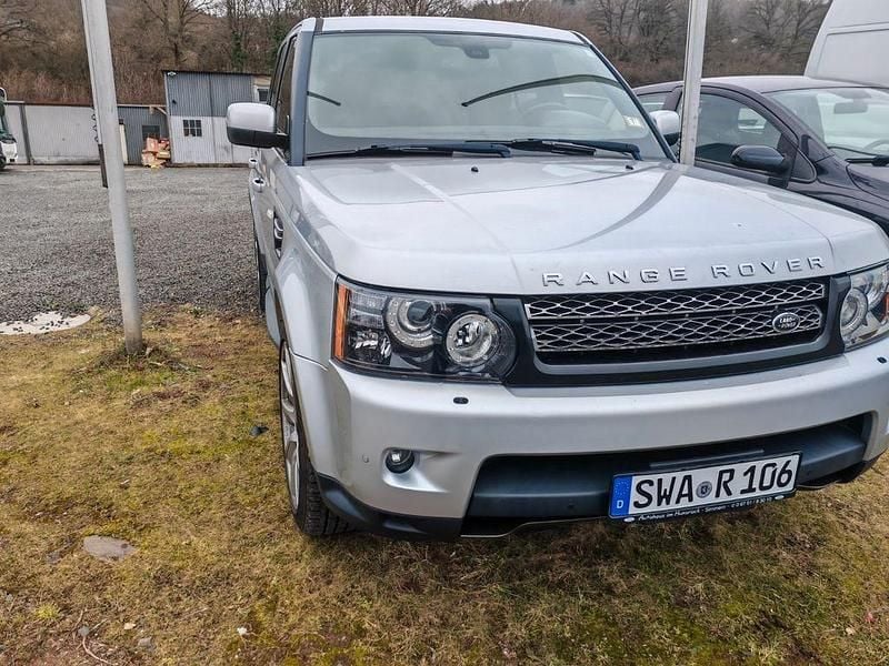 Silber Gebraucht 2012 Land Rover Range Rover HSE Luxury SUV | 14.499 € - Bild 1/4