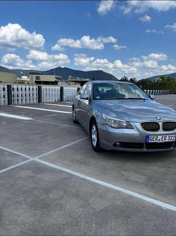 Silber Gebraucht 2005 BMW 525 Limousine | 3.000 € (Guter Preis) - Bild 1/4