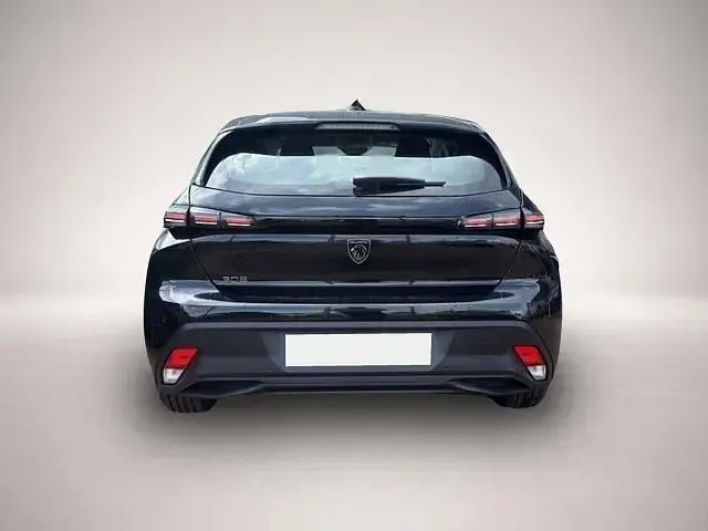 Gebraucht Peugeot 308 Style 136 PS (100 kW) 2025 Manufacturer Limousine