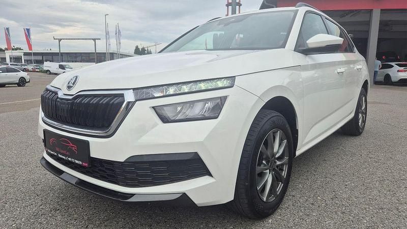 Weiß Gebraucht 2022 Skoda Kamiq Ambition SUV | 16.490 € (Superpreis) - Bild 1/4