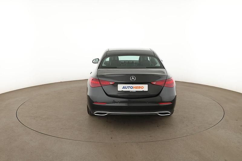 Second-hand Mercedes C180 Avantgarde 2022 Gri Berlinǎ