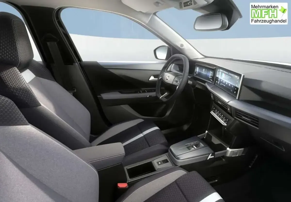 Neu Opel Frontera 145 PS (106 kW) 2026 Khaki grün metallic SUV