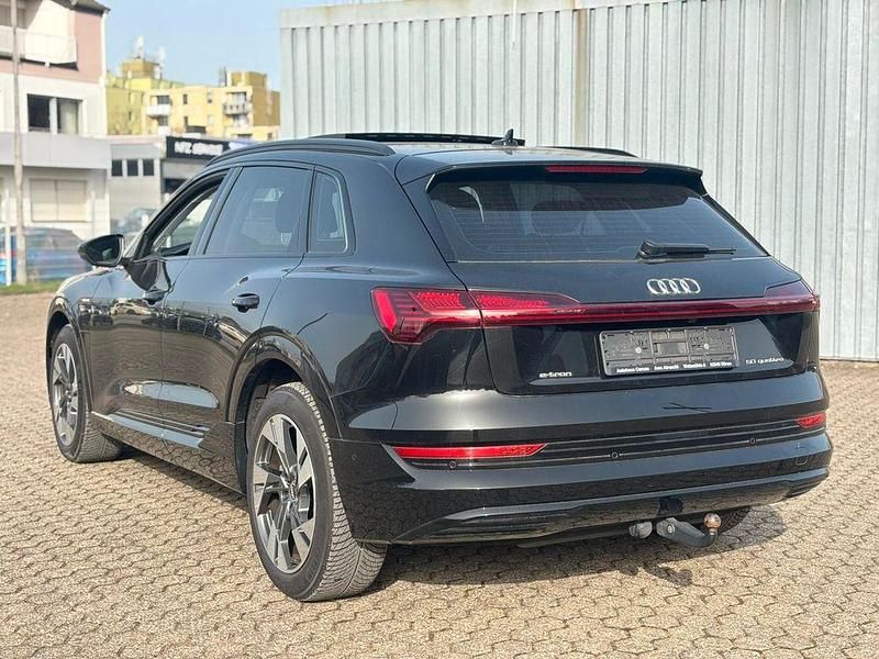 Gebraucht Audi e-tron Advanced 230 kW (313 PS) 2020 Schwarz SUV