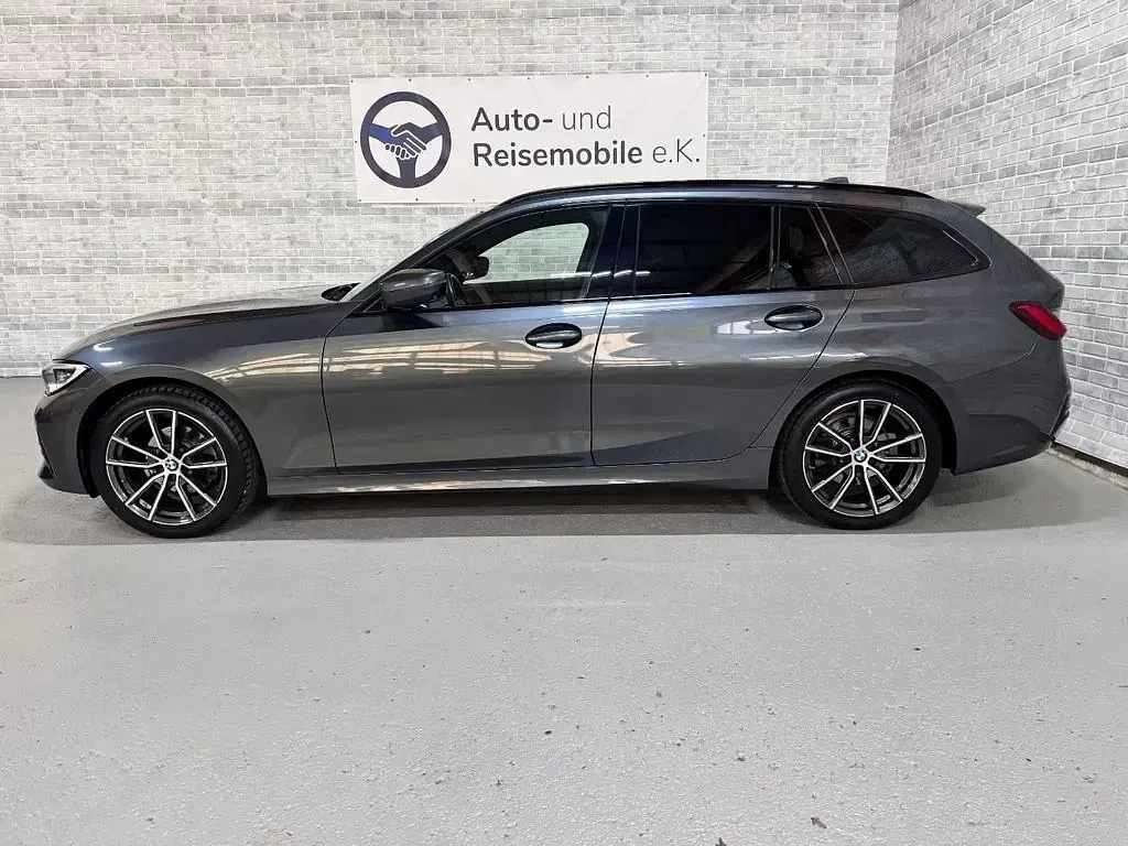 Gebraucht BMW 320 Performance 190 PS (139 kW) 2020 Grau Kombi