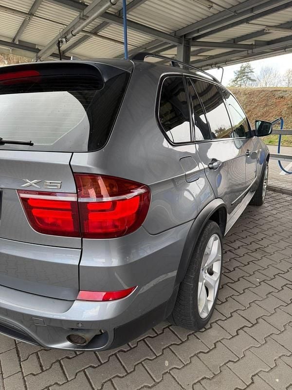 Gebraucht BMW X5 285 PS (209 kW) 2010 Silber SUV