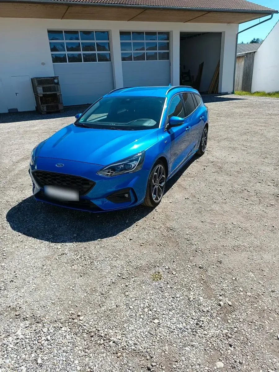 Używany Ford Focus 120 KM (88 kW) 2019 Niebieski Kombi